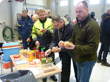 06-Mopedkoerning-ger-aptit.jpg 06-Mopedkoerning-ger-aptit.jpg